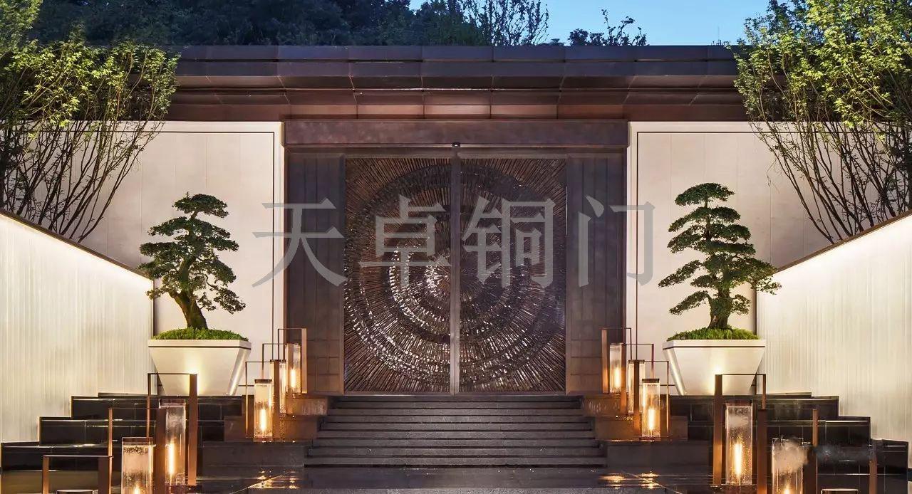 铜门