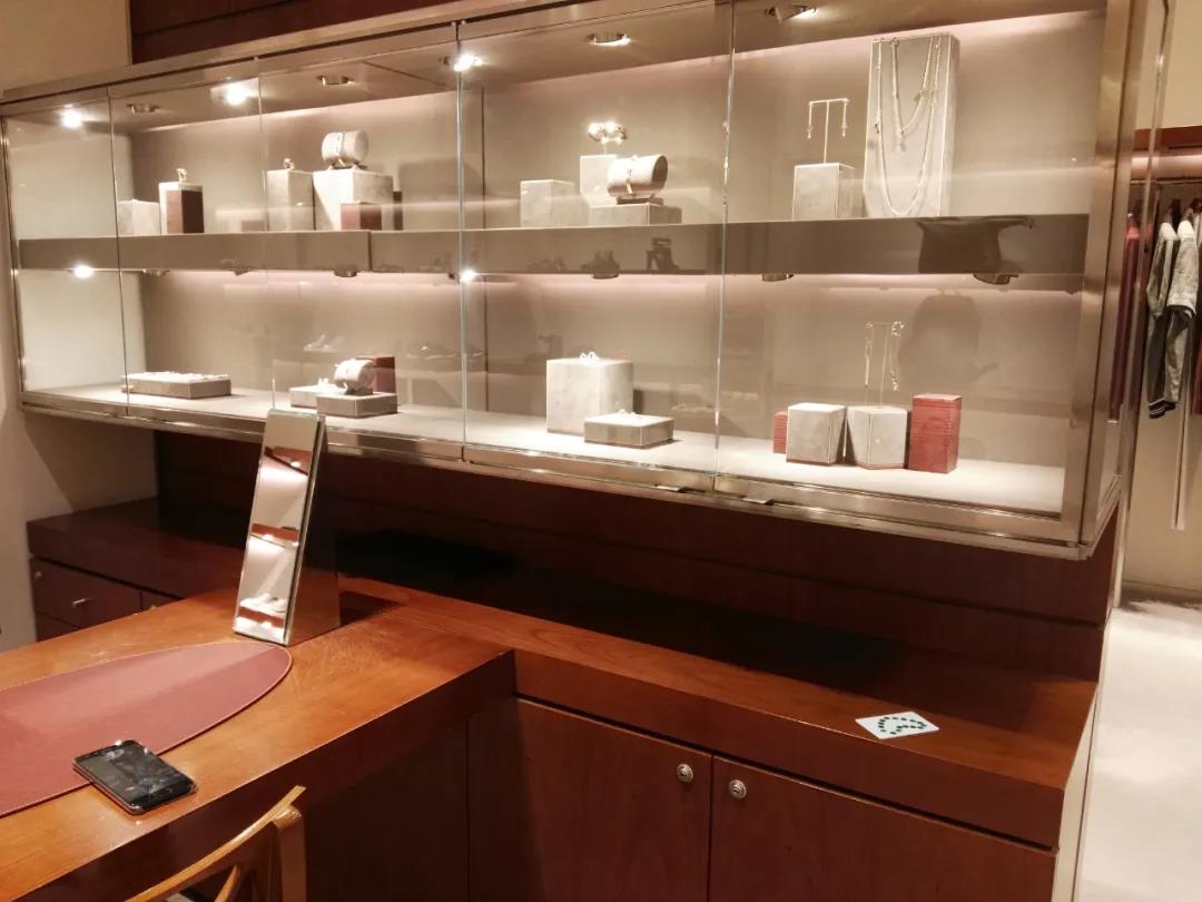 爱马仕展柜
