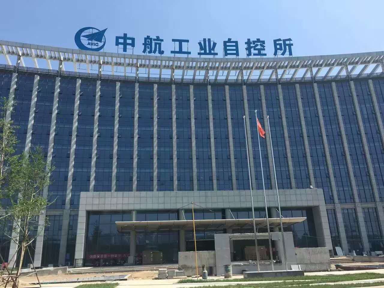 中航重工，自动门，地弹门